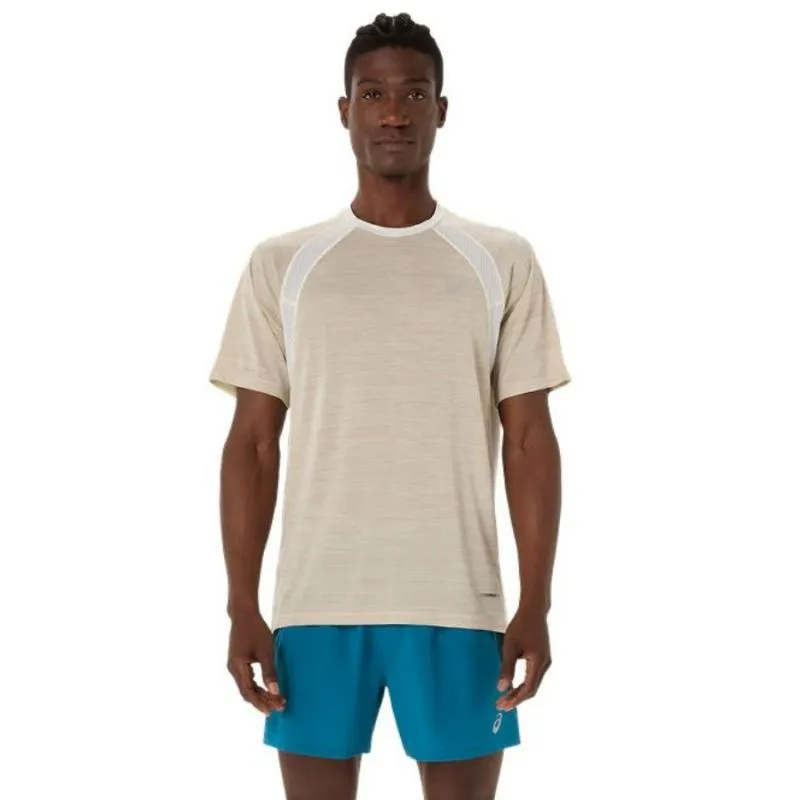Camiseta Top Creme Asics Road SS