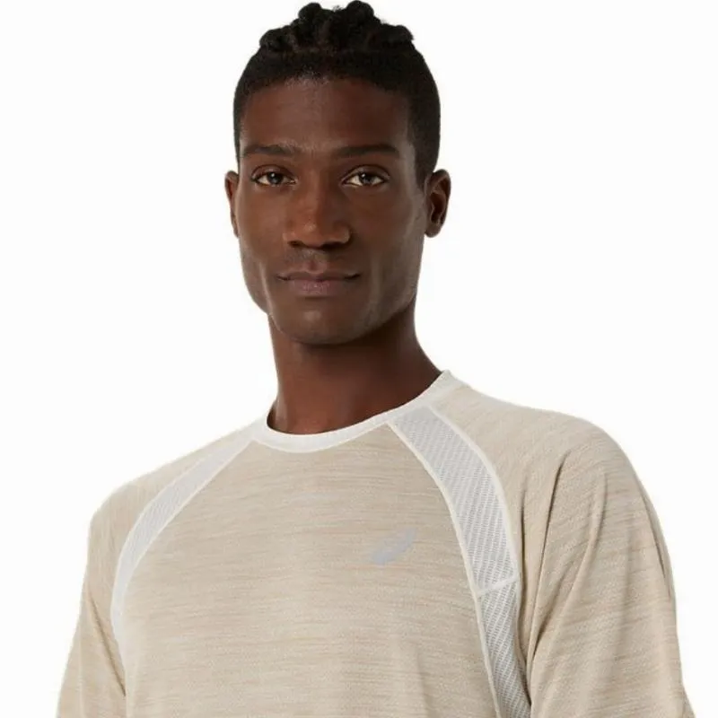 Camiseta Top Creme Asics Road SS