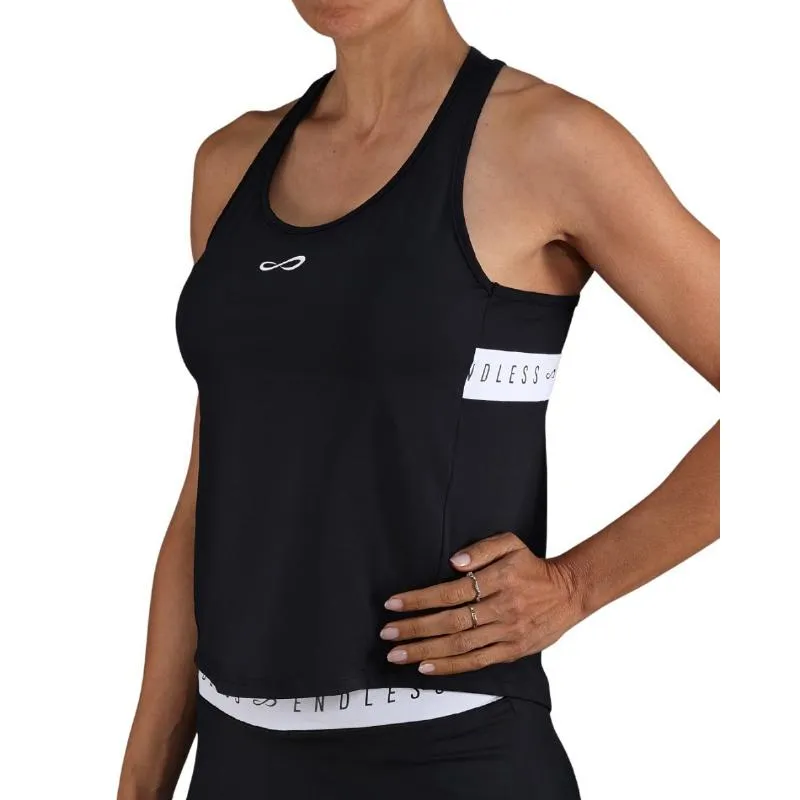 Camiseta Preta Endless Allure