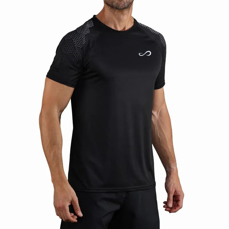 Camiseta Preta Hexágono Infinita e Combativa