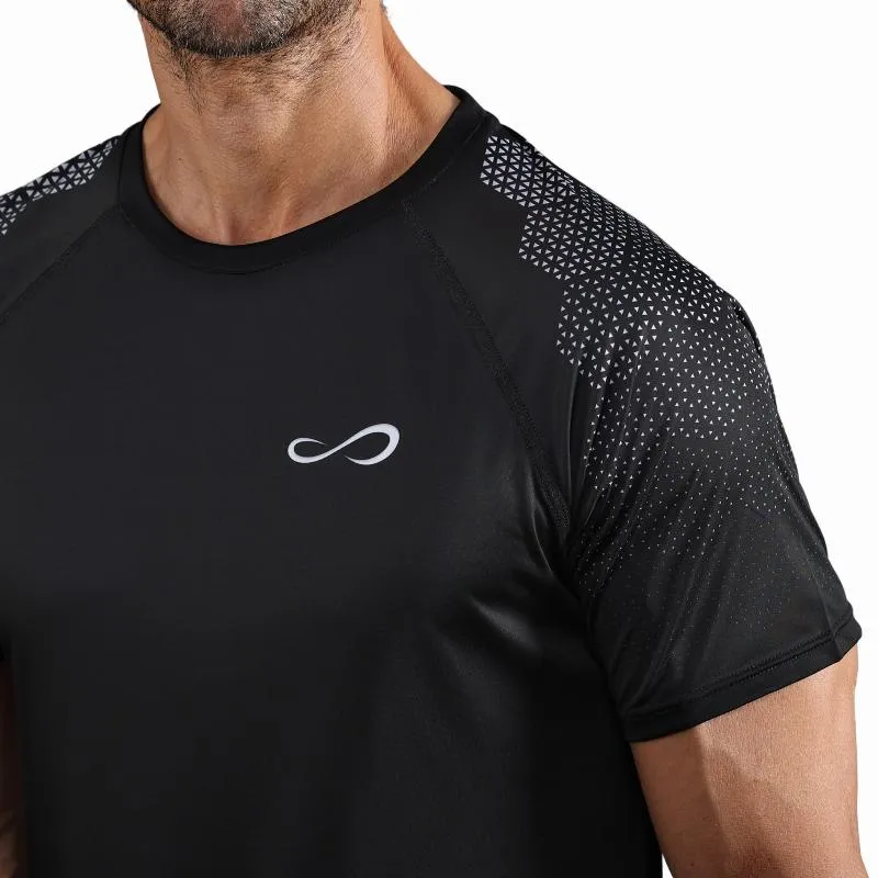Camiseta Preta Hexágono Infinita e Combativa