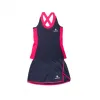 Definir camiseta kelme e saia marinha