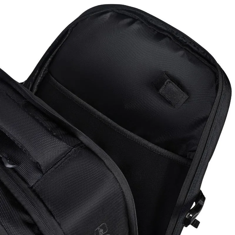 Mochila Bullpadel BPM26003 Tech Negro