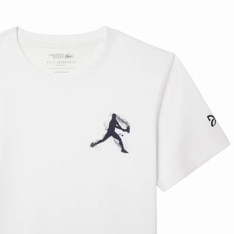 Pack Camiseta Lacoste Novak Djokovic Branca e Boné Azul Marinho