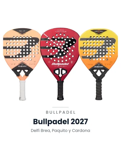 Três raquetes de padel Bullpadel 2027 em pêssego, vermelho e amarelo