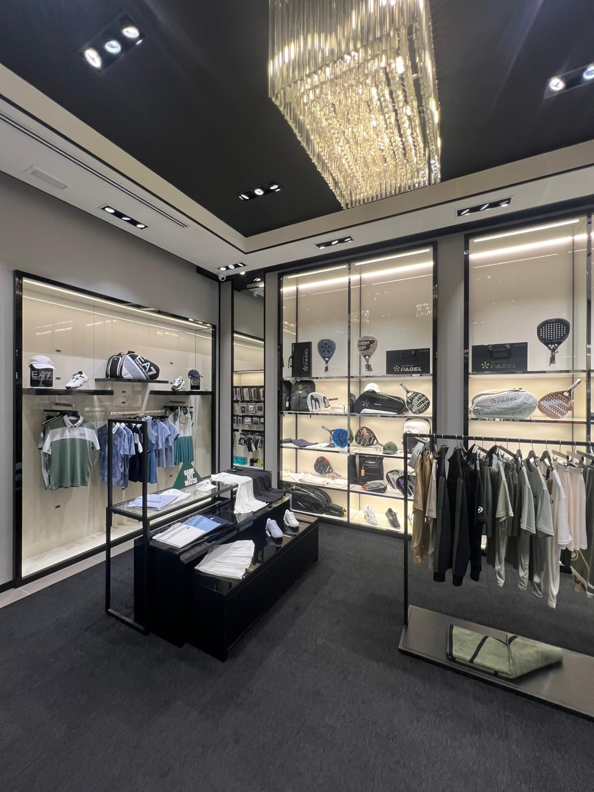 New TiendaPadelPoint store in Puerto Banús, Marbella