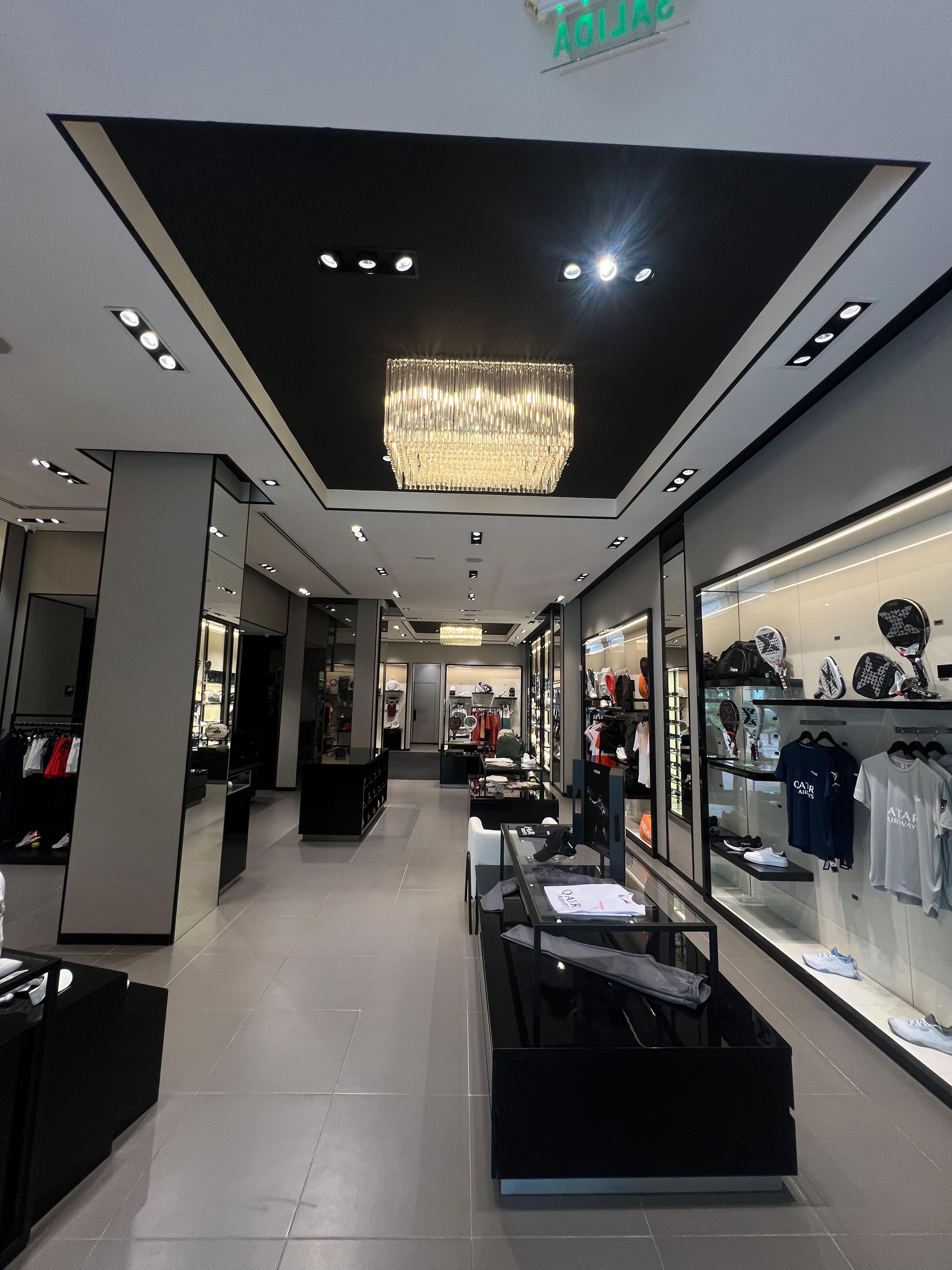 New TiendaPadelPoint store in Puerto Banús, Marbella